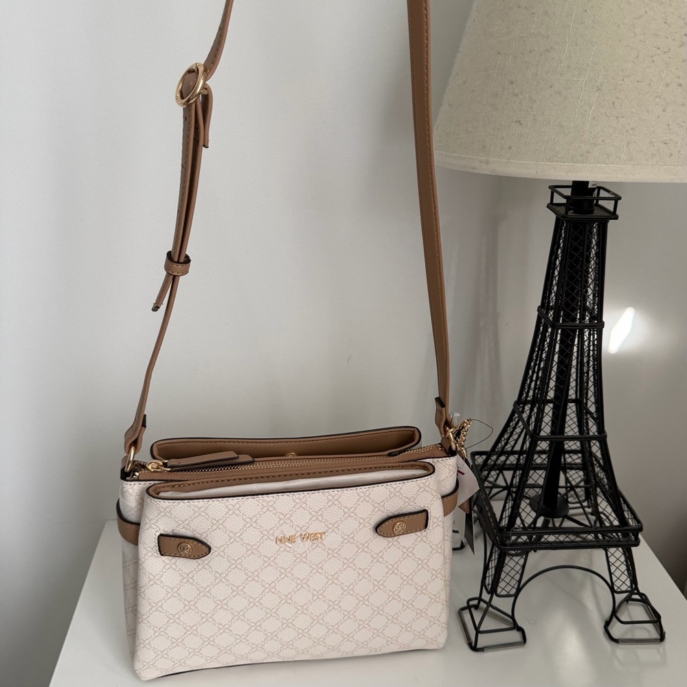 Nine West White and Tan Shoulder Bag